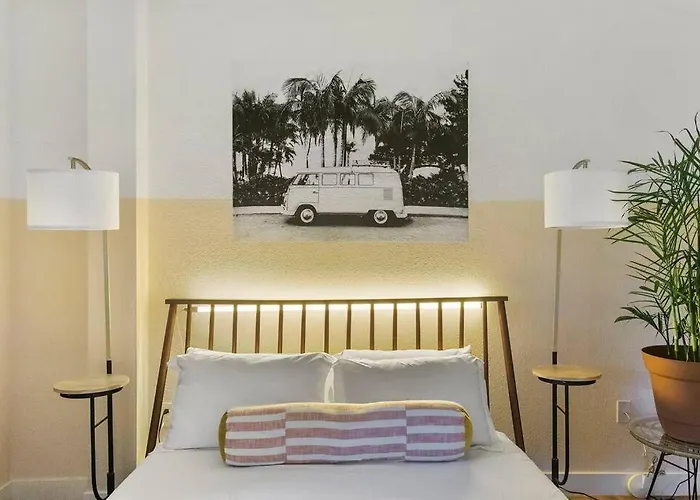 Mokuhonu Suite. Hoʻoluʻolu